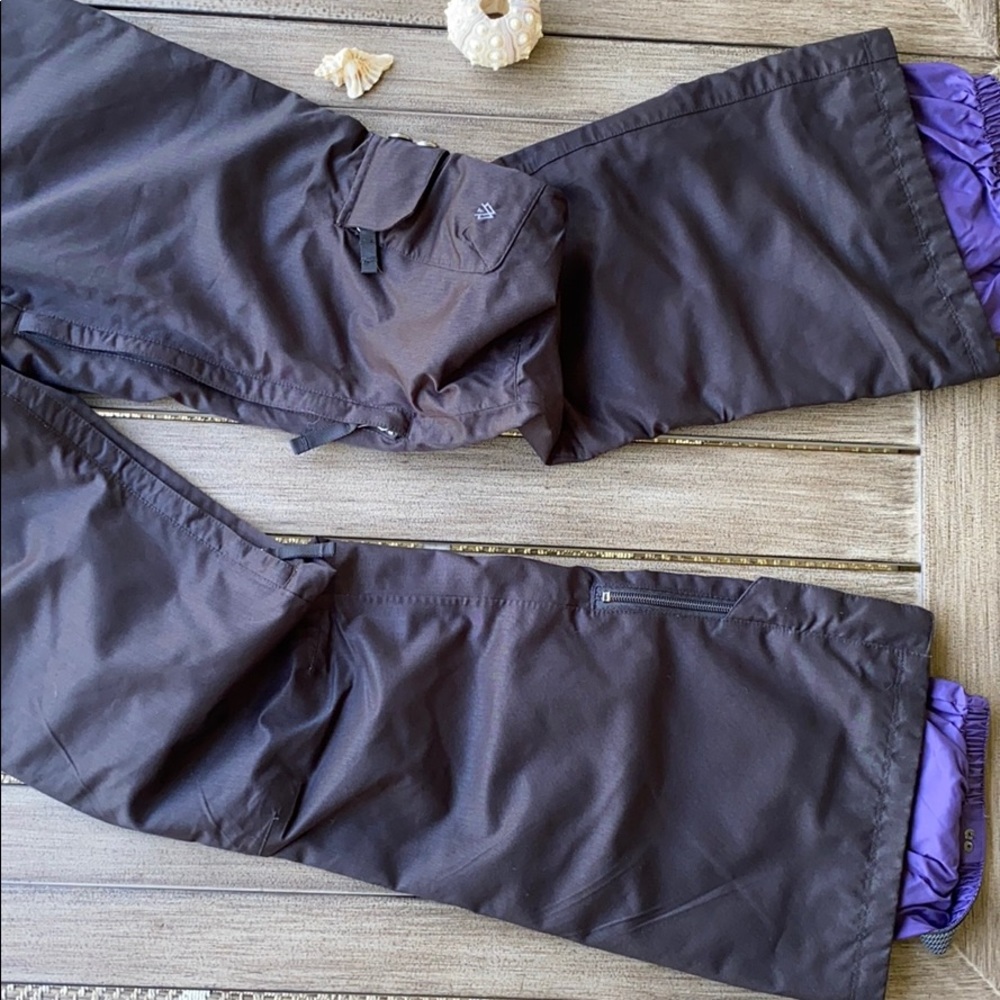 🌴🌼BURTON- SKI/ SNOWBOARDING PANTS🌼🌴 - Picture 5 of 14